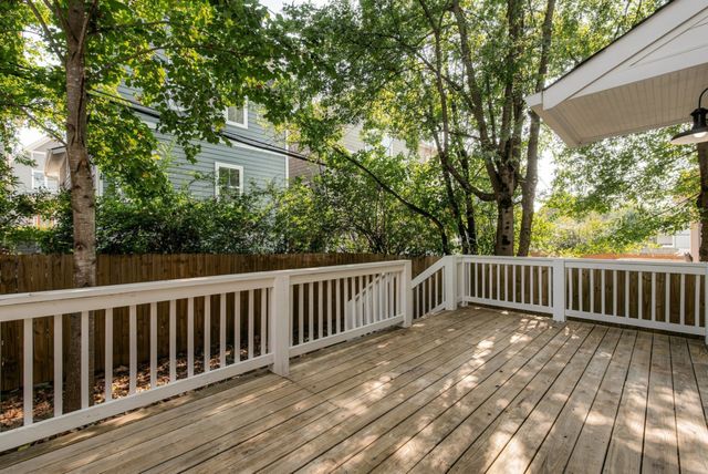 5896 Morrow Rd, Nashville, TN 37209
