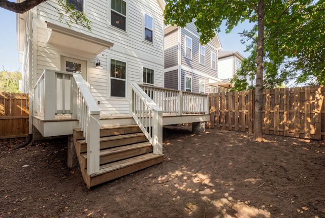 5896 Morrow Rd, Nashville, TN 37209