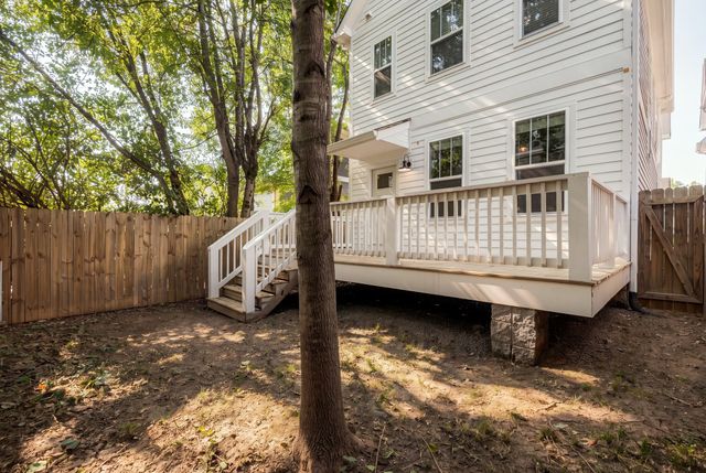 5896 Morrow Rd, Nashville, TN 37209