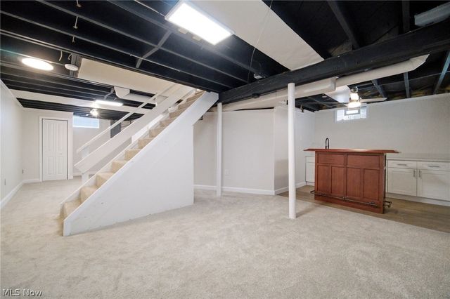 4276 Grove Avenue, Willoughby, OH 44094