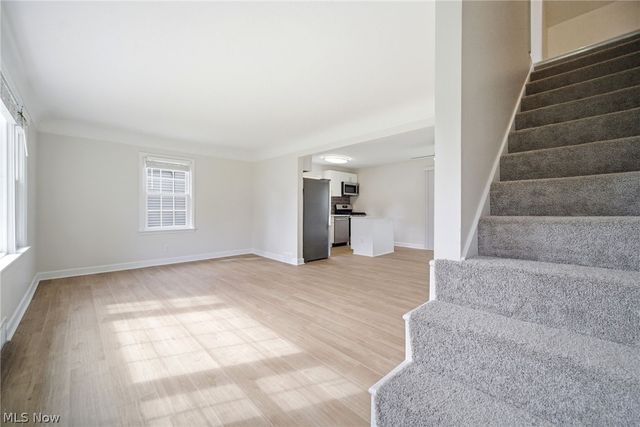4276 Grove Avenue, Willoughby, OH 44094