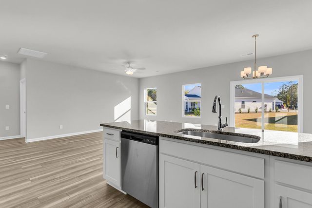 1026 Carolina Way, Manning, SC 29102