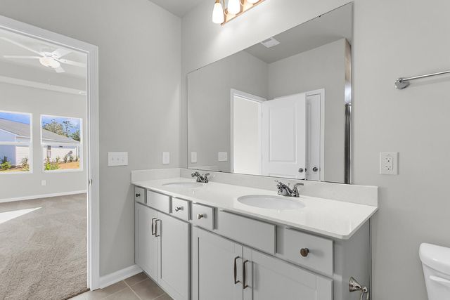 1026 Carolina Way, Manning, SC 29102