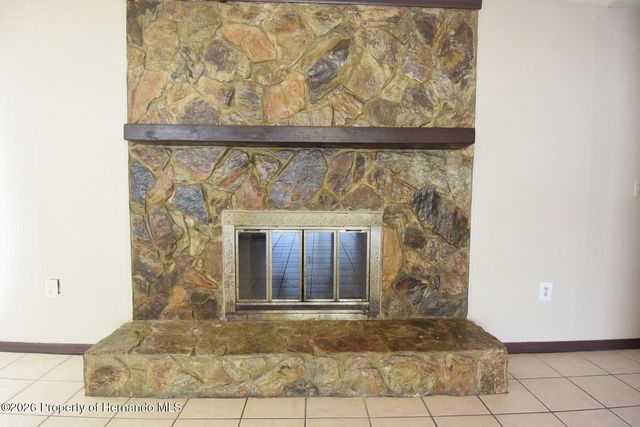 1382 Valiant Avenue, Spring Hill, FL 34608