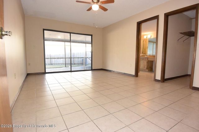 1382 Valiant Avenue, Spring Hill, FL 34608