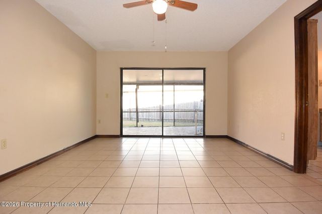 1382 Valiant Avenue, Spring Hill, FL 34608