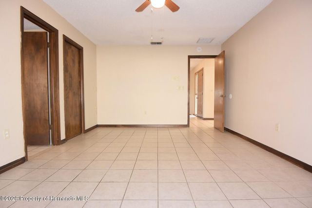 1382 Valiant Avenue, Spring Hill, FL 34608