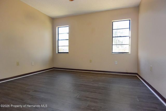 1382 Valiant Avenue, Spring Hill, FL 34608