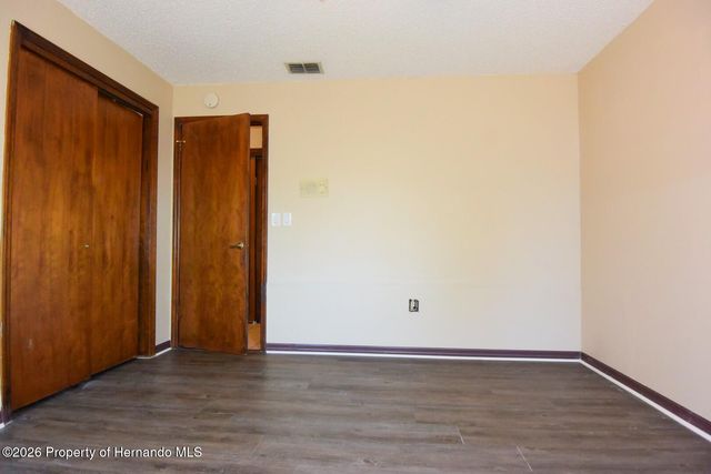 1382 Valiant Avenue, Spring Hill, FL 34608
