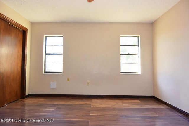 1382 Valiant Avenue, Spring Hill, FL 34608