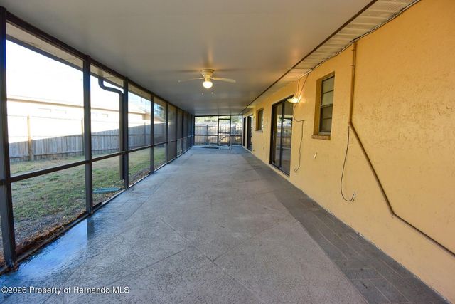 1382 Valiant Avenue, Spring Hill, FL 34608
