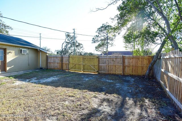 1382 Valiant Avenue, Spring Hill, FL 34608