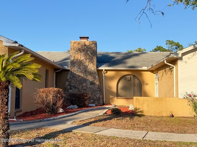 1382 Valiant Avenue, Spring Hill, FL 34608
