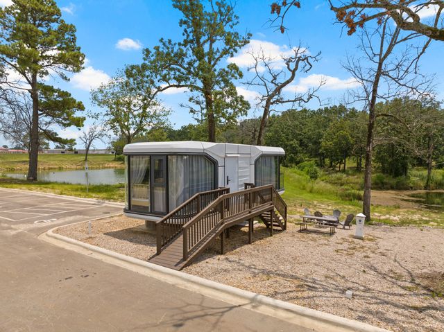 50 CR 5227 124, Mt Pleasant, TX 75455