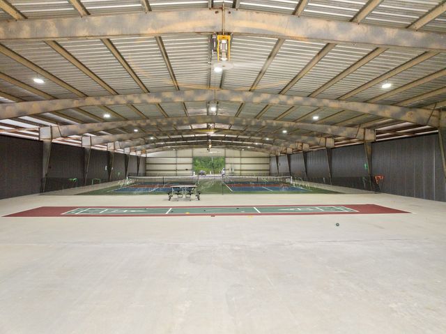 50 CR 5227 124, Mt Pleasant, TX 75455