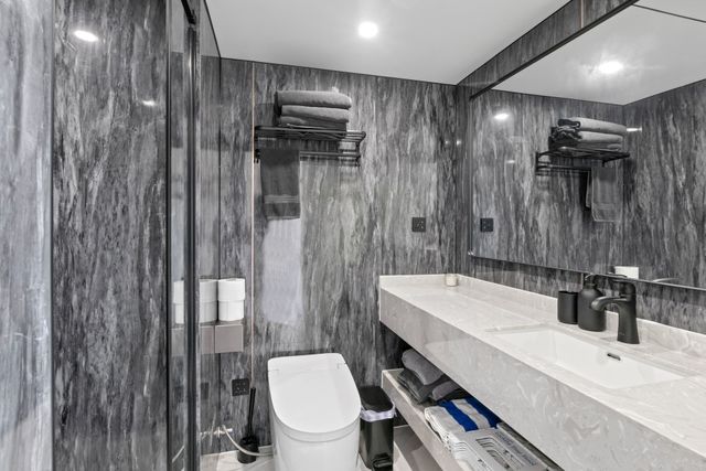 50 CR 5227 124, Mt Pleasant, TX 75455