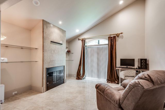 17909 Oak Street, Crosby, TX 77532