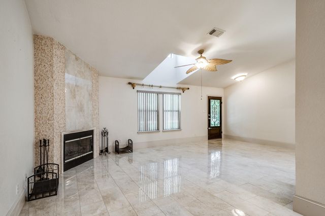 17909 Oak Street, Crosby, TX 77532