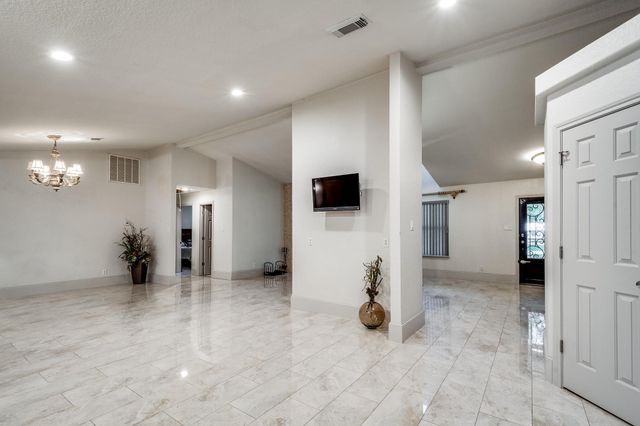 17909 Oak Street, Crosby, TX 77532