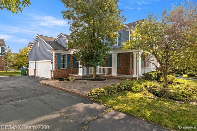 7314 Village Park Drive, Clarkston, MI 48346