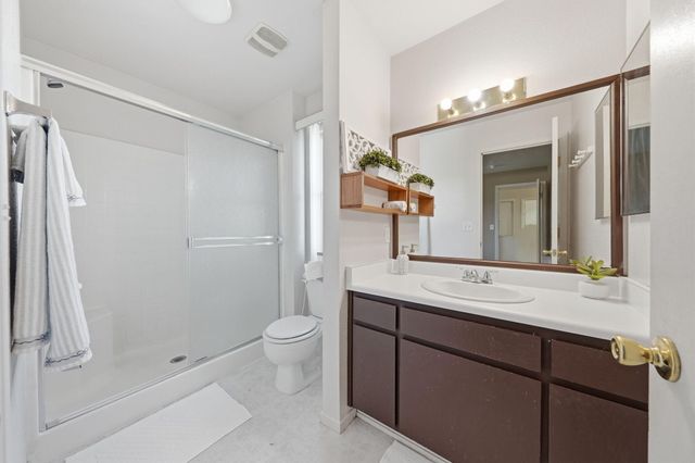 16810 Winchell Drive, Redding, CA 96003