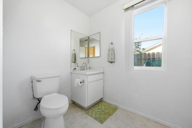 16810 Winchell Drive, Redding, CA 96003