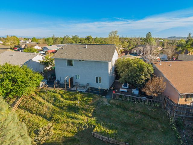 16810 Winchell Drive, Redding, CA 96003