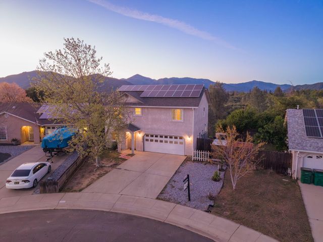 16810 Winchell Drive, Redding, CA 96003