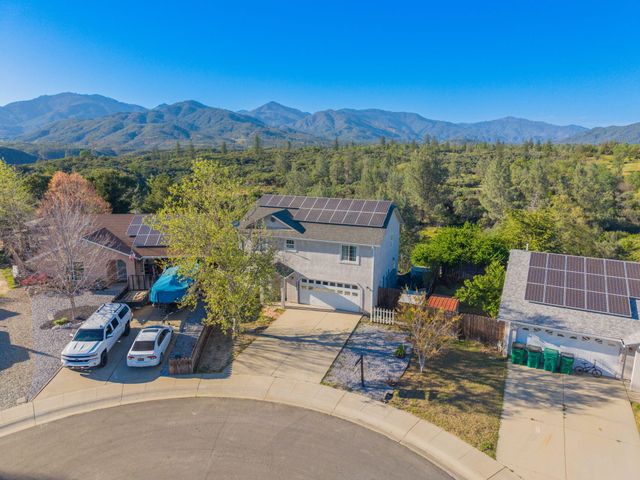 16810 Winchell Drive, Redding, CA 96003