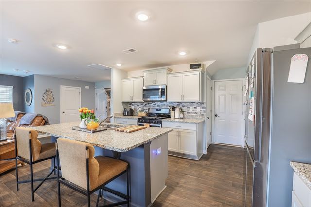 906 Ashwood Way, Easley, SC 29640