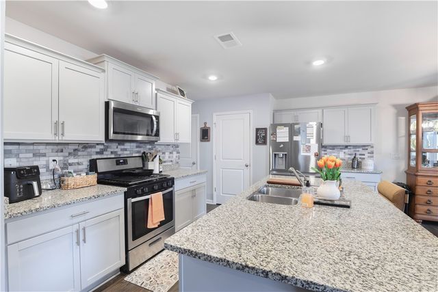 906 Ashwood Way, Easley, SC 29640