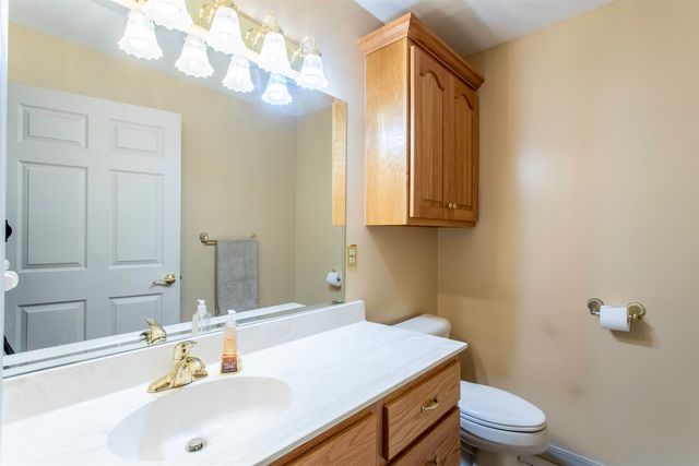 16 Katsina Circle, Cherokee Village, AR 72529