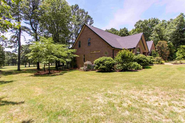16 Katsina Circle, Cherokee Village, AR 72529