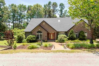 16 Katsina Circle, Cherokee Village, AR 72529
