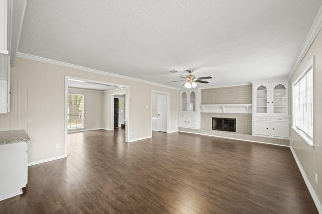 1123 Marne Lane, Houston, TX 77090