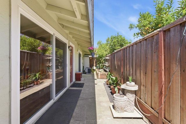 5561 Roundtree Terrace, Fremont, CA 94538