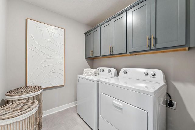 3781 Brookside Drive, Chaska, MN 55318