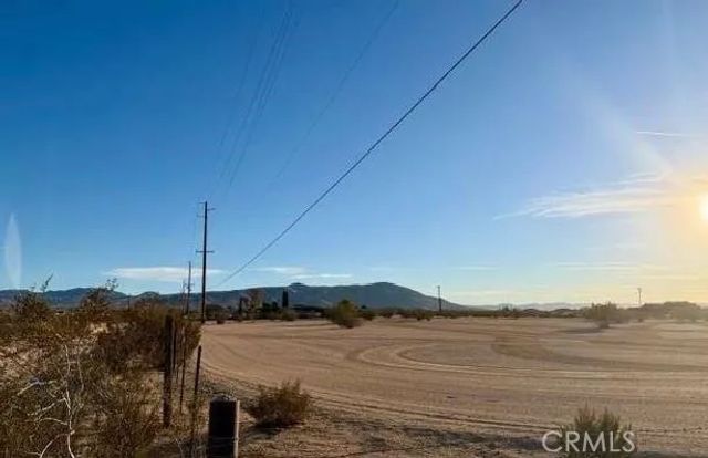 23585 Bear Valley, Apple Valley, CA 92308