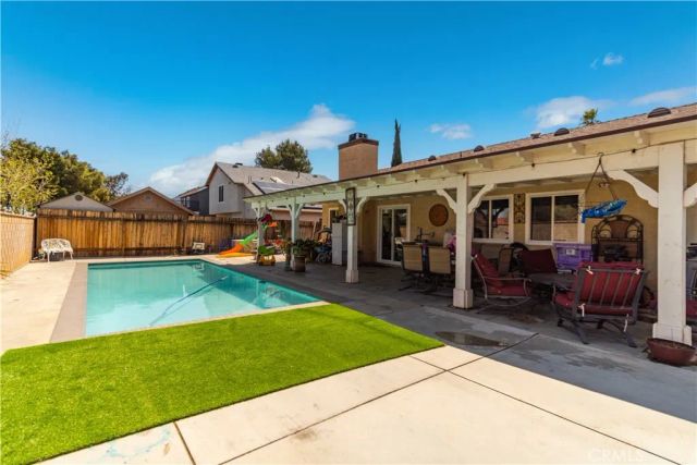 1335 SAMRA AVENUE, Lancaster, CA 93535