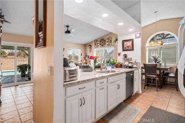 1335 SAMRA AVENUE, Lancaster, CA 93535