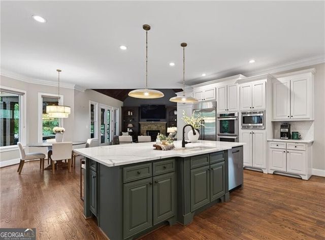 16555 Quayside Drive, Milton, GA 30004