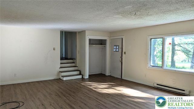 167 Independence Road, East Stroudsburg, PA 18301