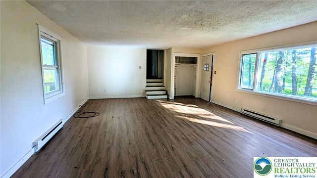167 Independence Road, East Stroudsburg, PA 18301