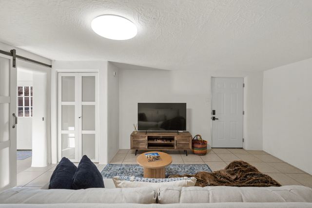 720 Camino Santa Ana, Santa Fe, NM 87505