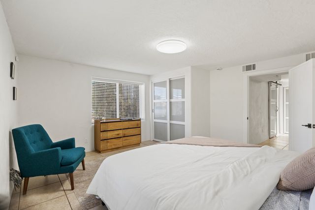 720 Camino Santa Ana, Santa Fe, NM 87505