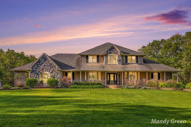 6900 Archway Drive, Rockford, MI 49341