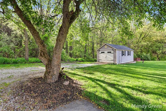 6900 Archway Drive, Rockford, MI 49341