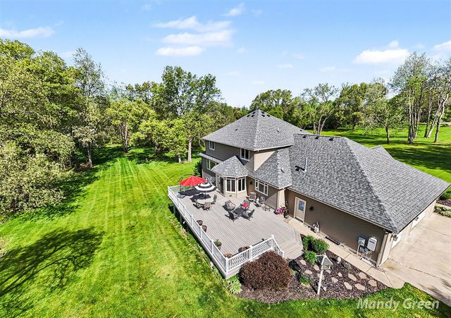 6900 Archway Drive, Rockford, MI 49341