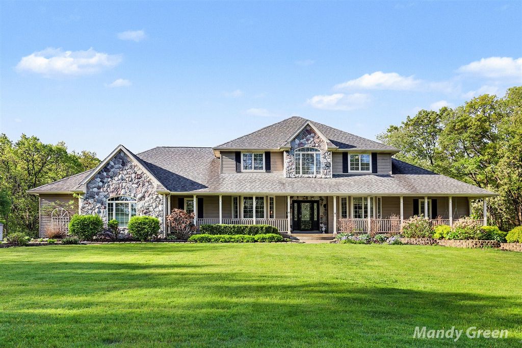 6900 Archway Drive, Rockford, MI 49341