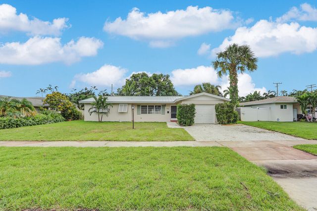 732 Pelican Way, North Palm Beach, FL 33408